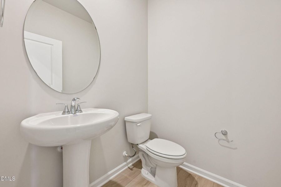 21-web-or-mls-Raleigh - Oak Manor - 749