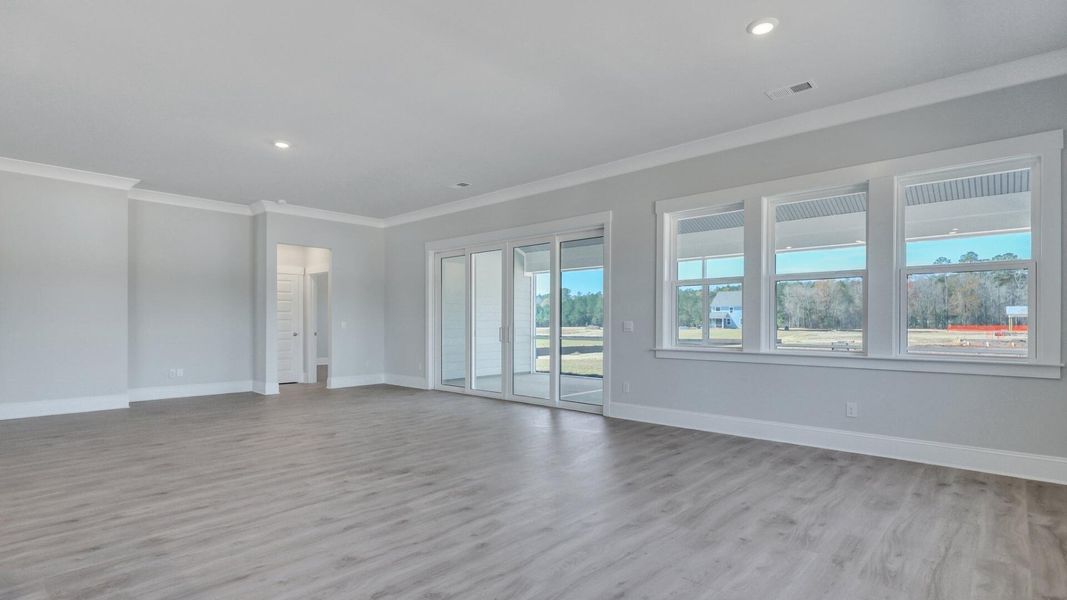 Spacious, unfurnished interior of a new home in Berkeley Bay, Ridgeville (Image 15).