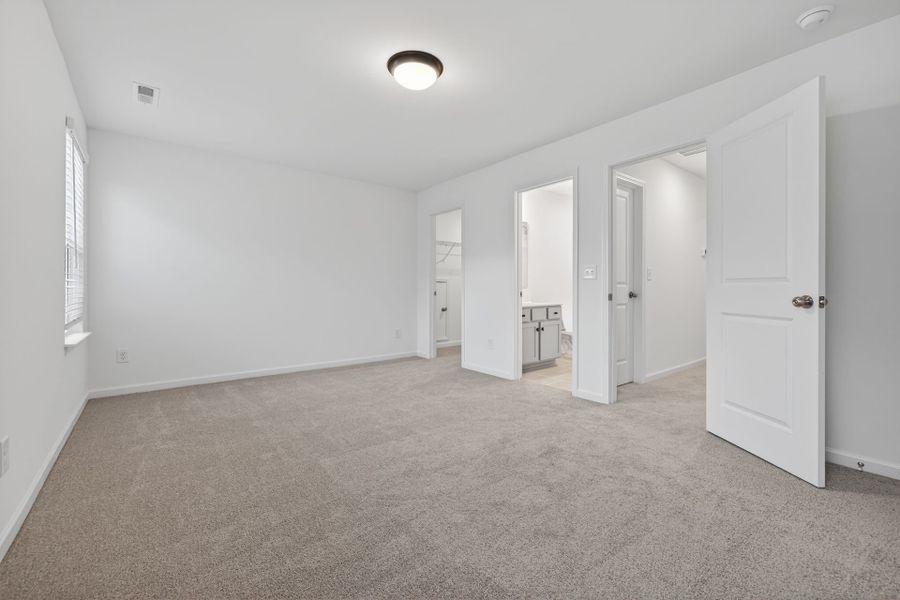 Spacious, unfurnished interior of a new home in Edgewater - The Cottages, Lancaster (Image 21).