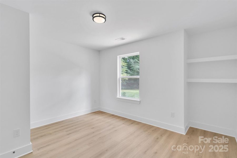 Spacious, unfurnished interior of a new home in , Charlotte (Image 15).