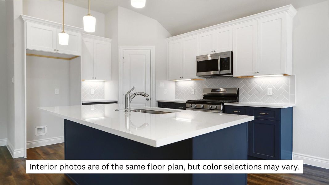 Furnished interior view inside a new home in Lexington Heights, Willis (Image 4).