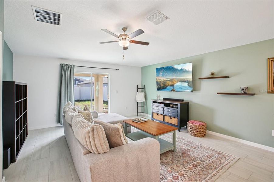 Furnished interior view inside a new home in , Land O' Lakes (Image 19).