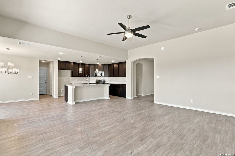 Spacious, unfurnished interior of a new home in , Poteet (Image 32).