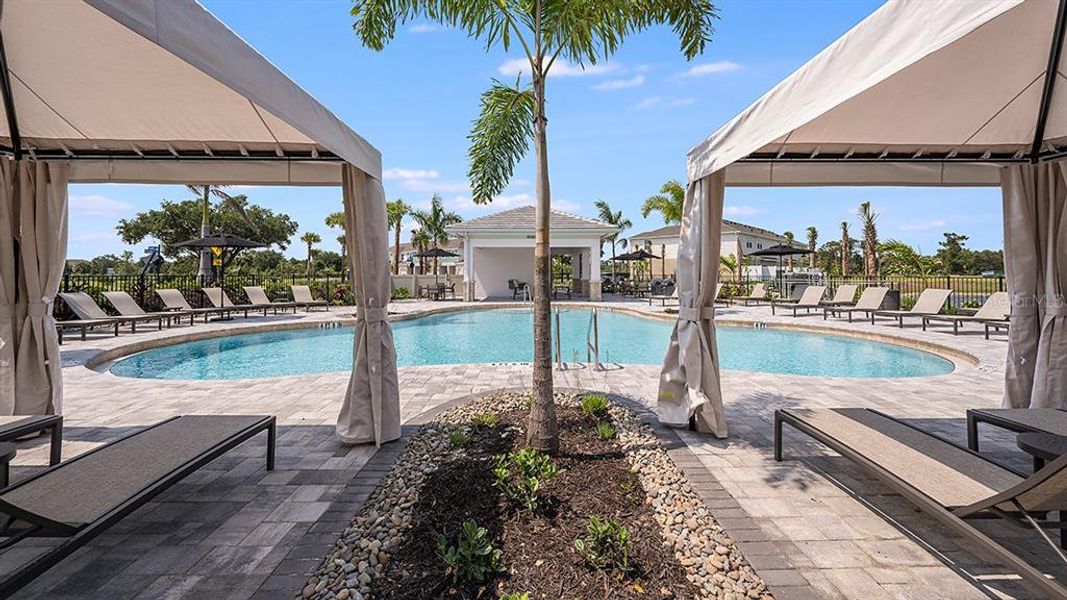 Community amenities in Vinterra Townhomes, Nokomis (Image 24).