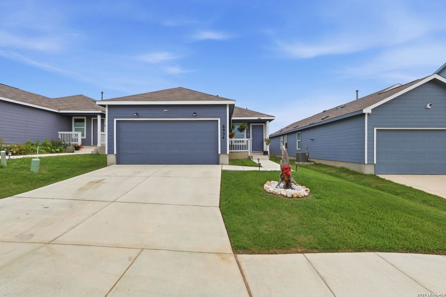 Front exterior of a new home in Crescent Hills, San Antonio, TX, highlighting curb appeal (Image 1). Front exterior of a new home in Crescent Hills, San Antonio, TX, highlighting curb appeal (Image 1).