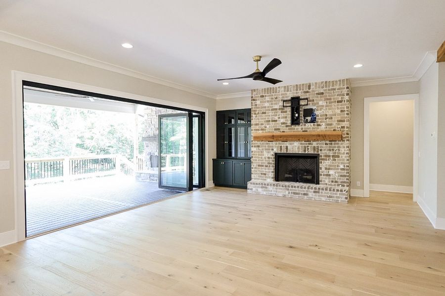 Spacious, unfurnished interior of a new home in Hidden River, Signal Mountain (Image 78). Spacious, unfurnished interior of a new home in Hidden River, Signal Mountain (Image 78).