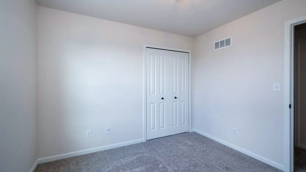 Representative unfurnished interior of a home built from the The Kettering by Norfolk Homes in Offsite Builds Southern Michigan, Ann Arbor (Image 49).