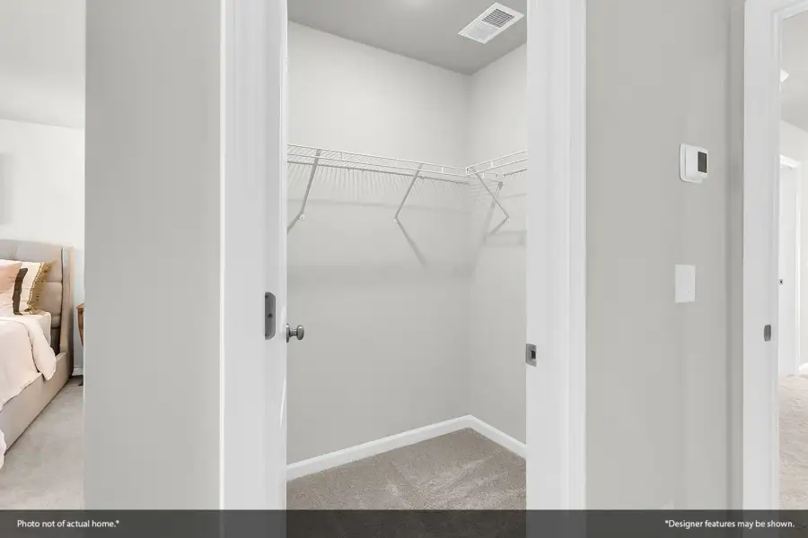 Spacious, unfurnished interior of a new home in Central Creek, Goose Creek (Image 20).