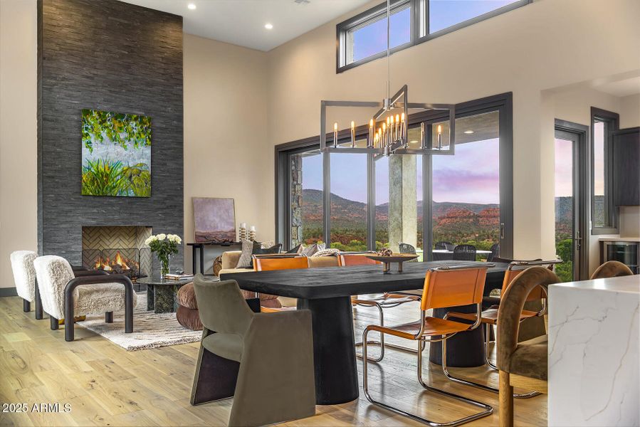 Loy - 3 GREAT ROOM SUNSET