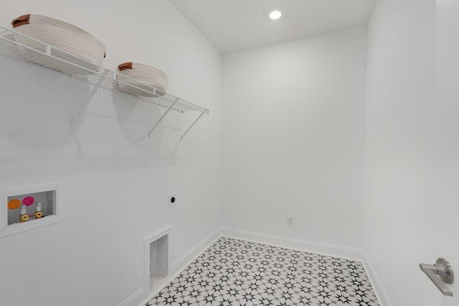 Spacious, unfurnished interior of a new home in Reserve at Hickory Walk, Kennesaw (Image 22). Spacious, unfurnished interior of a new home in Reserve at Hickory Walk, Kennesaw (Image 22).