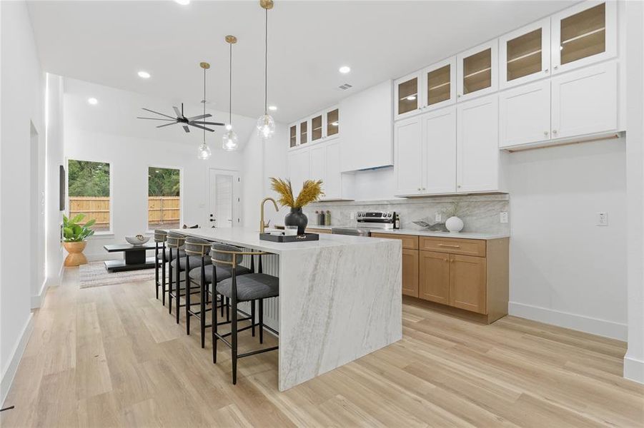 Furnished interior view inside a new home in , Dallas (Image 6).