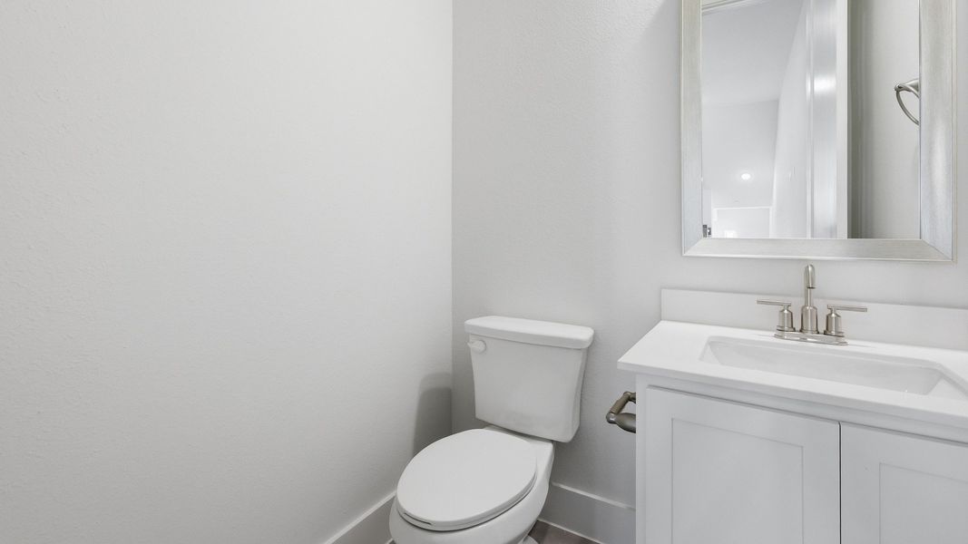 Furnished interior view inside a new home in Collin Creek, Plano (Image 19).