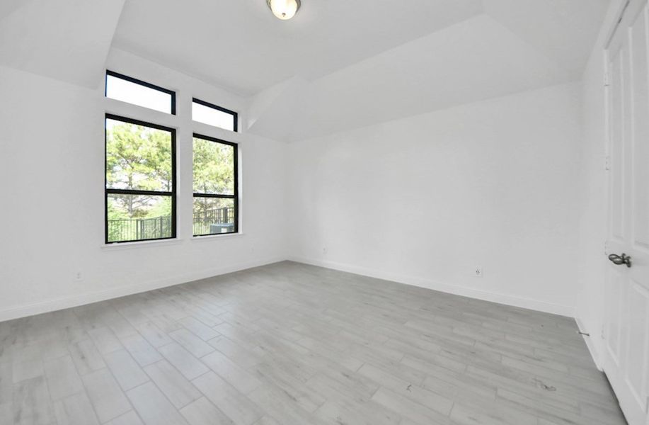 Messina Primary Bedroom