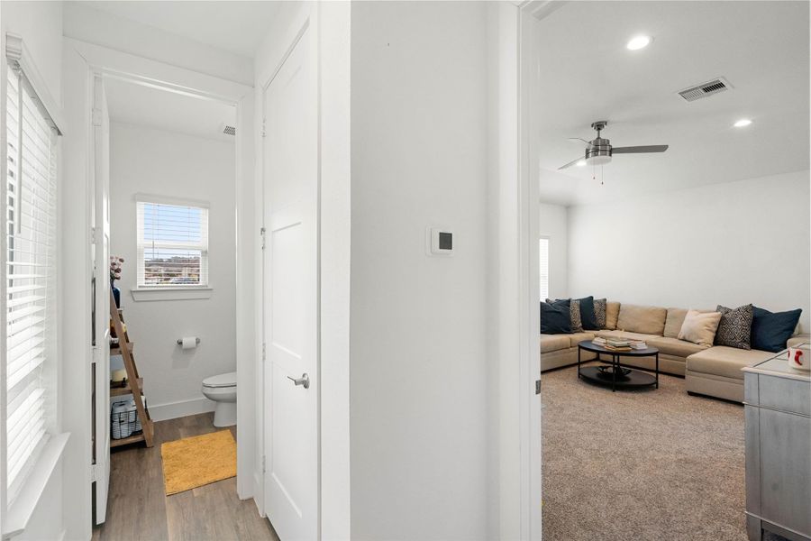 Furnished interior view inside a new home in Fosters Ridge 60's, Conroe (Image 40). Furnished interior view inside a new home in Fosters Ridge 60's, Conroe (Image 40).