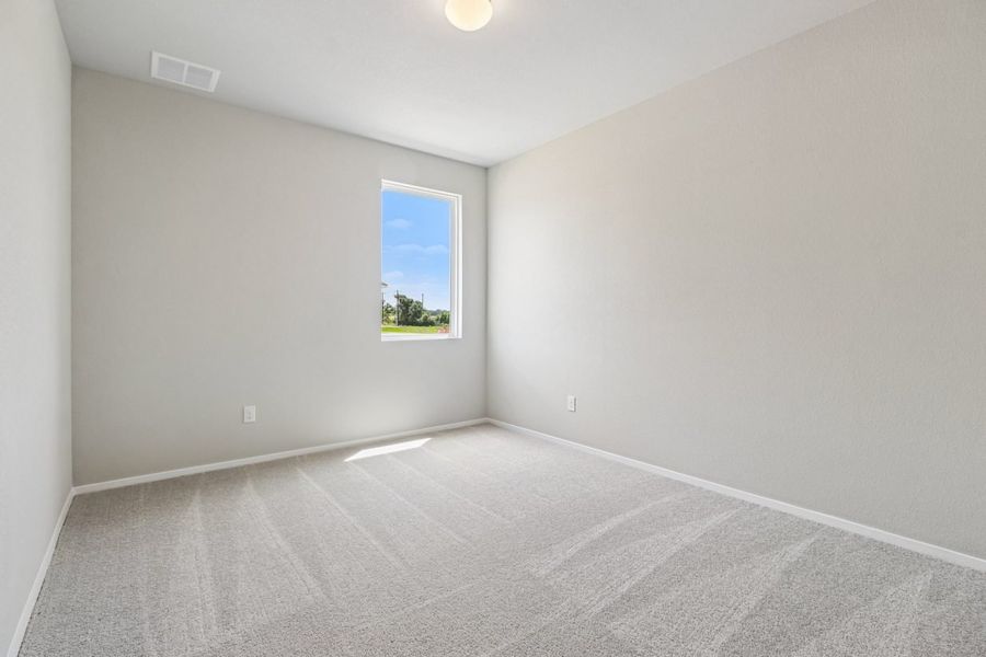 Spacious, unfurnished interior of a new home in Cascade, Liberty Hill (Image 17).