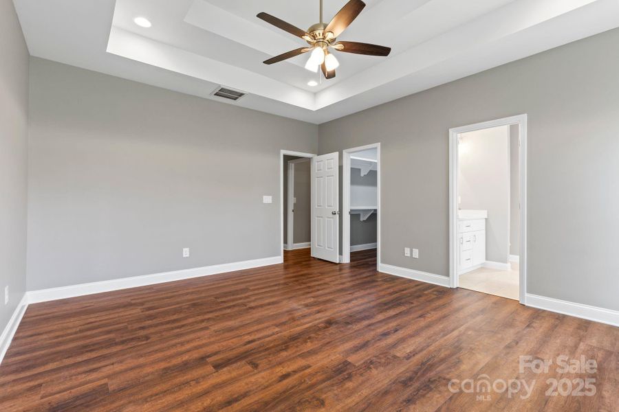 Spacious, unfurnished interior of a new home in , Mocksville (Image 17).