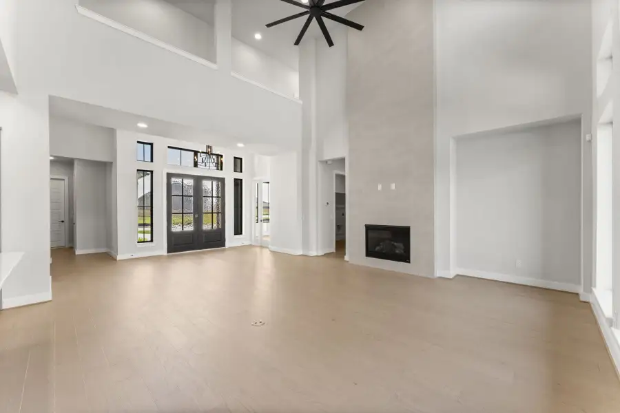 21-web-or-mls-DA_04525 21-web-or-mls-DA_04525