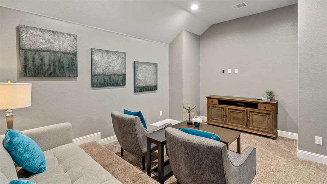 Furnished interior view inside a new home in Lakeview Pointe, Grand Prairie (Image 36). Furnished interior view inside a new home in Lakeview Pointe, Grand Prairie (Image 36).