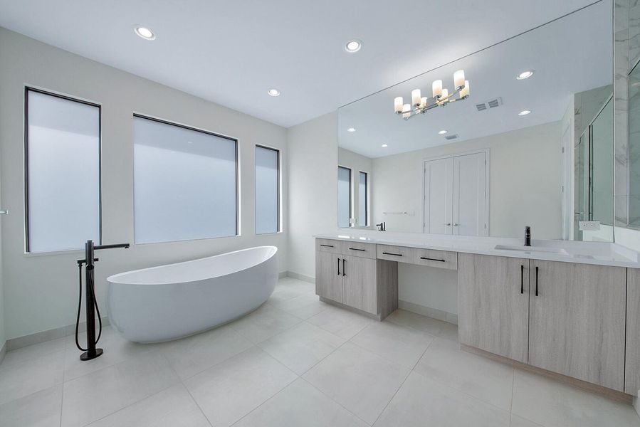 Furnished interior view inside a new home in , Boca Raton (Image 29).