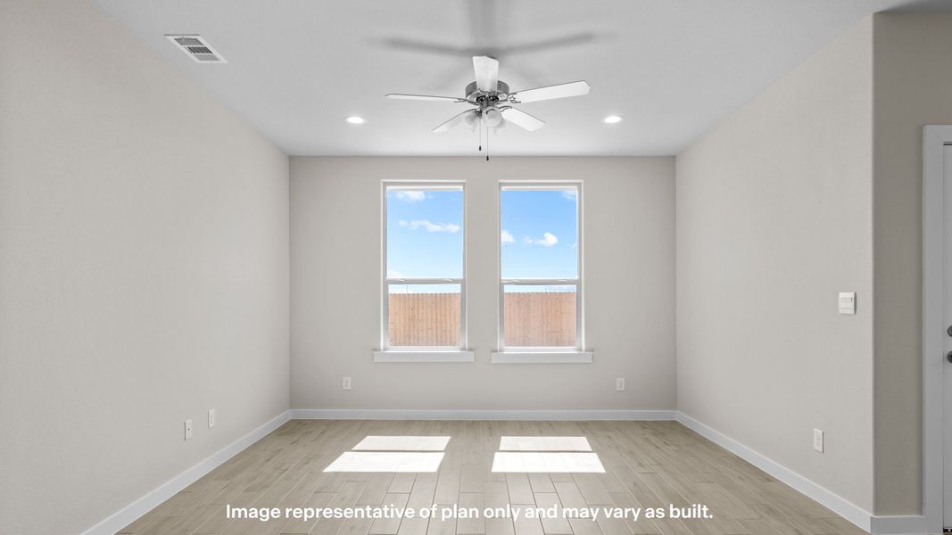 Spacious, unfurnished interior of a new home in Northwest Passage, Midland (Image 10).