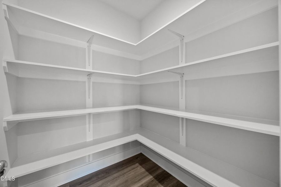 018_AP2-0313 Kitchen_7 - Medium