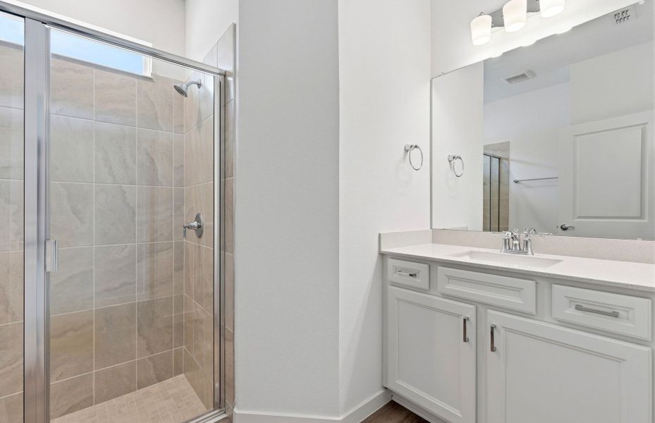Furnished interior view inside a new home in Riverwood, Zephyrhills (Image 10).