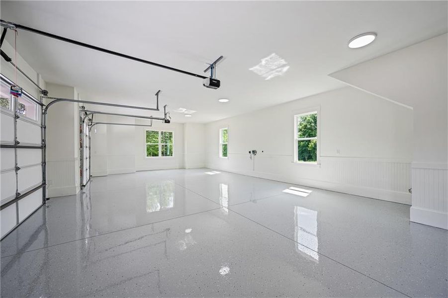 Spacious, unfurnished interior of a new home in , Loganville (Image 68). Spacious, unfurnished interior of a new home in , Loganville (Image 68).