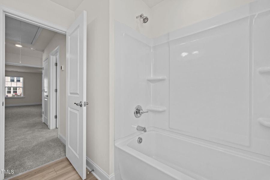 28-web-or-mls-5Z8A2786 28-web-or-mls-5Z8A2786