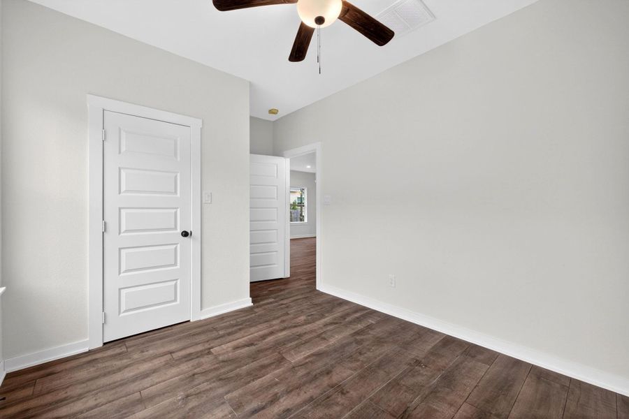 Spacious, unfurnished interior of a new home in , La Marque (Image 10). Spacious, unfurnished interior of a new home in , La Marque (Image 10).