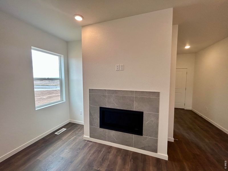 Spacious, unfurnished interior of a new home in Hudson Hills, Hudson (Image 13).
