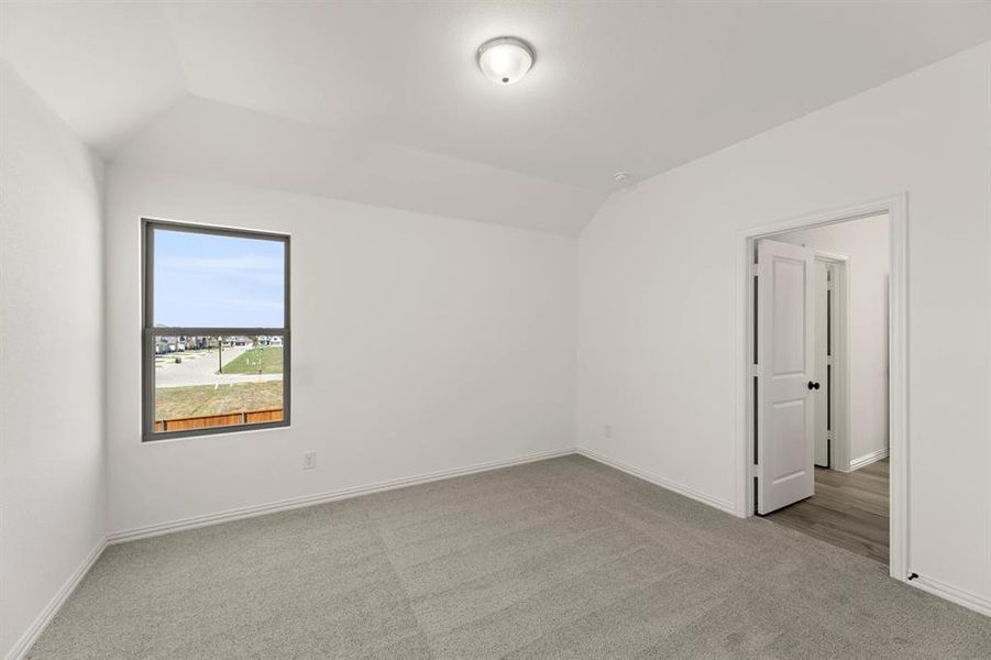 Spacious, unfurnished interior of a new home in Gateway Parks, Forney (Image 20).