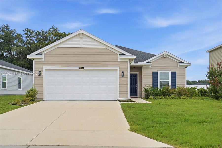 Front exterior of a new home in , Ocala, FL, highlighting curb appeal (Image 1). Front exterior of a new home in , Ocala, FL, highlighting curb appeal (Image 1).