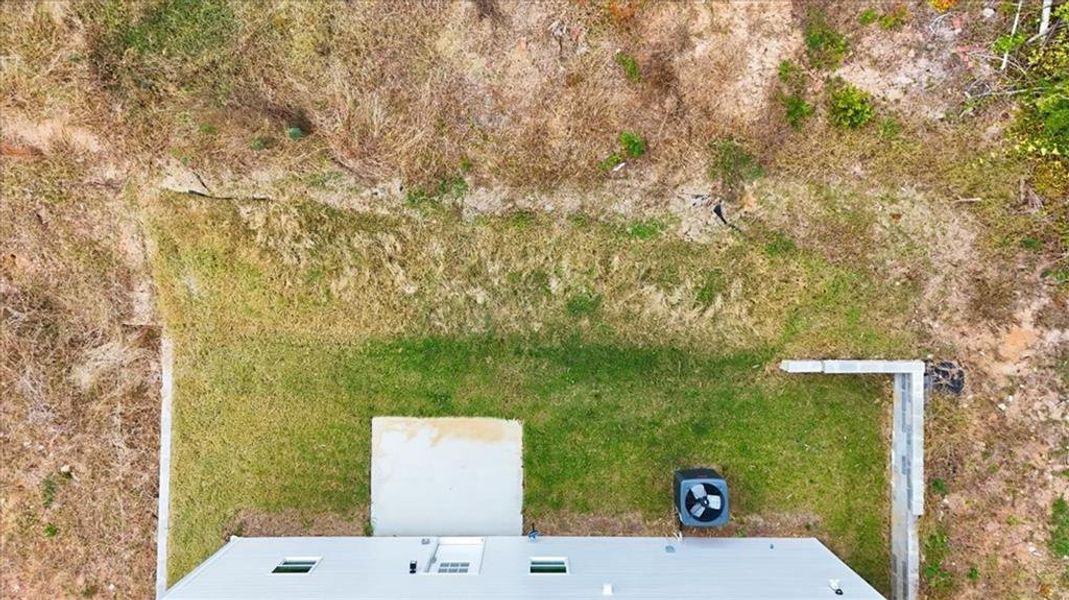 Exterior details and patio area of a home in , Rome (Image 3).