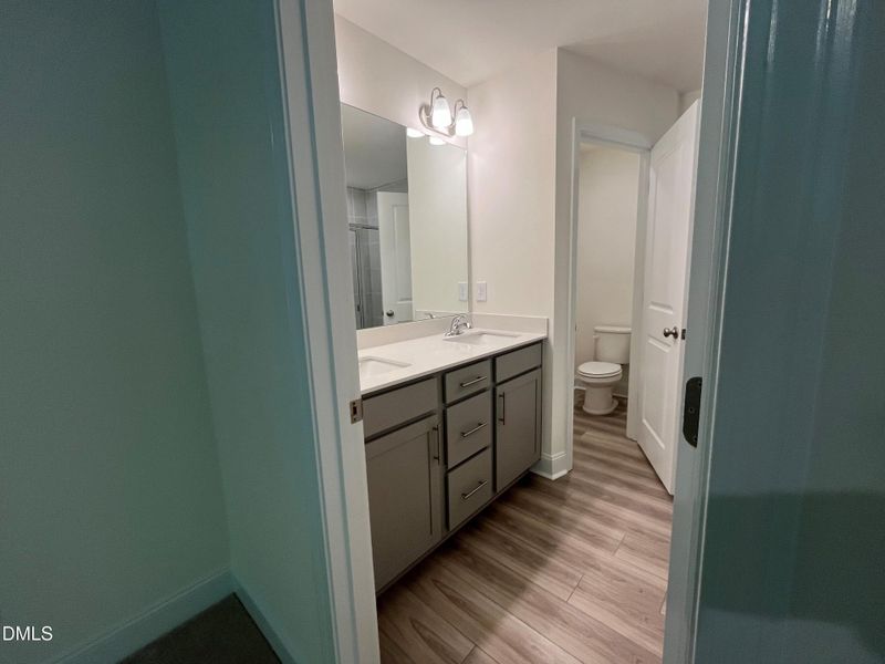 Primary Ensuite Bathroom