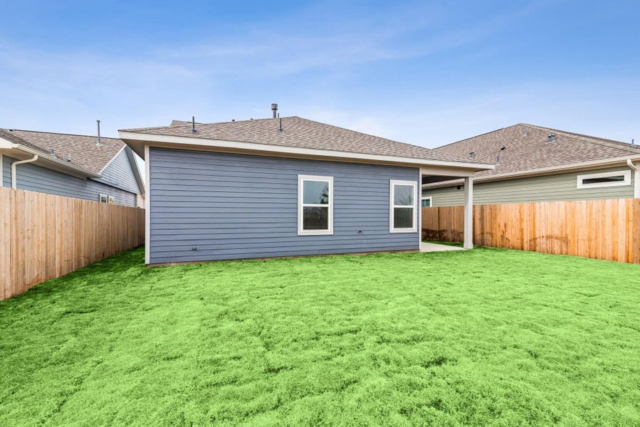 The Kettering II- Rear Covered Patio and Yard