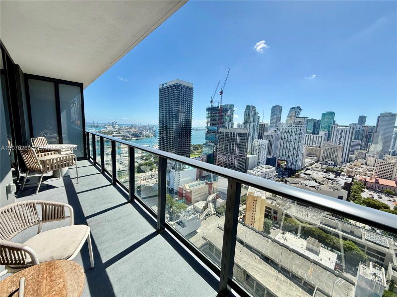 Condo located in Miami, FL showcasing its design and architecture (Image 25). Condo located in Miami, FL showcasing its design and architecture (Image 25).