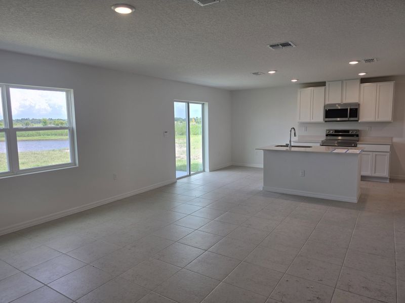Spacious, unfurnished interior of a new home in Lake Deer Estates, Poinciana (Image 12). Spacious, unfurnished interior of a new home in Lake Deer Estates, Poinciana (Image 12).