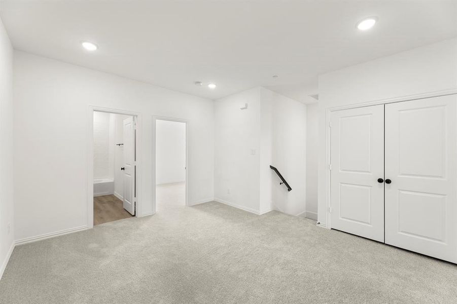 17. 1037 Concan - Loft (2)