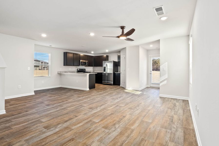 113 Garden Walk, West Point, GA.  - Slide 19