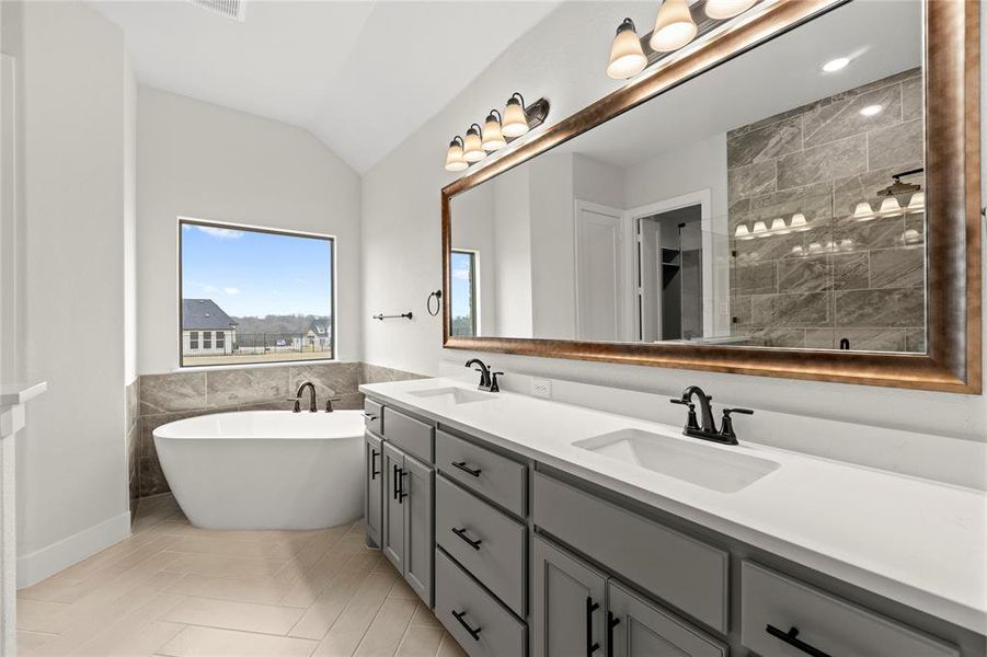 33. 160 Waterview - Bath (2)