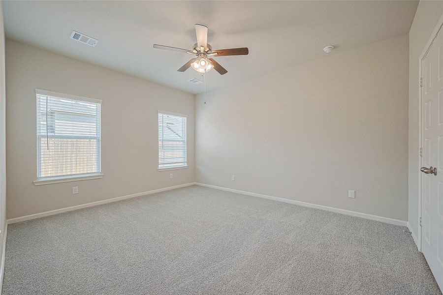 Spacious, unfurnished interior of a new home in Woodland Lakes, Huffman (Image 23). Spacious, unfurnished interior of a new home in Woodland Lakes, Huffman (Image 23).