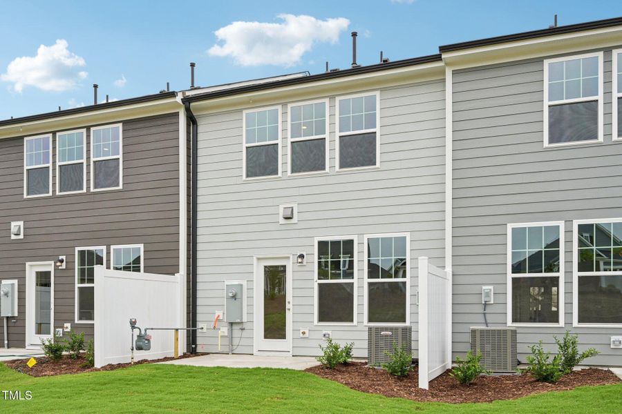 32-web-or-mls-Kensley Grv Ln-S1207-032