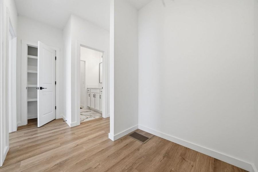 Spacious, unfurnished interior of a new home in , Decatur (Image 24).