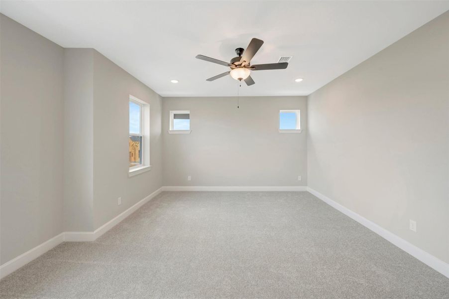 Spacious, unfurnished interior of a new home in Pomona - Grove Row Collection, Manvel (Image 20).