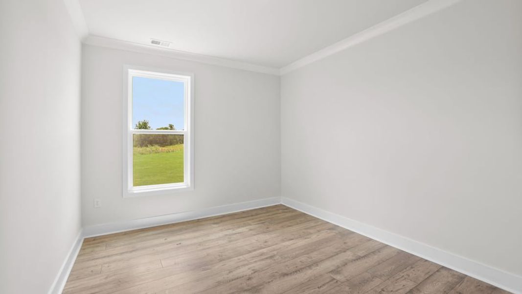 Spacious, unfurnished interior of a new home in Harrison Valley, Simpsonville (Image 25).