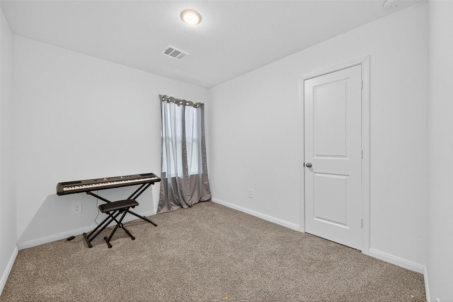 Image 12 of a home in . Image 12 of a home in .