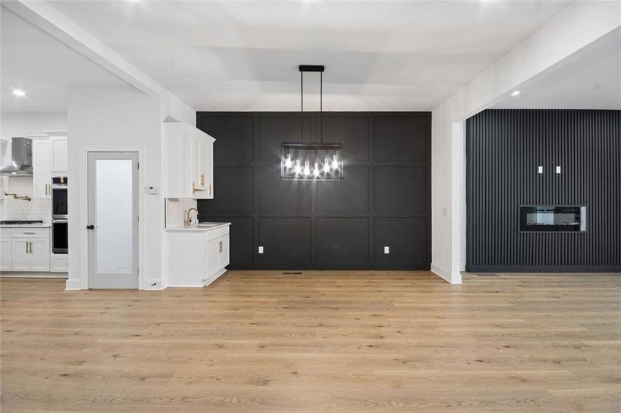 Spacious, unfurnished interior of a new home in , Atlanta (Image 34). Spacious, unfurnished interior of a new home in , Atlanta (Image 34).