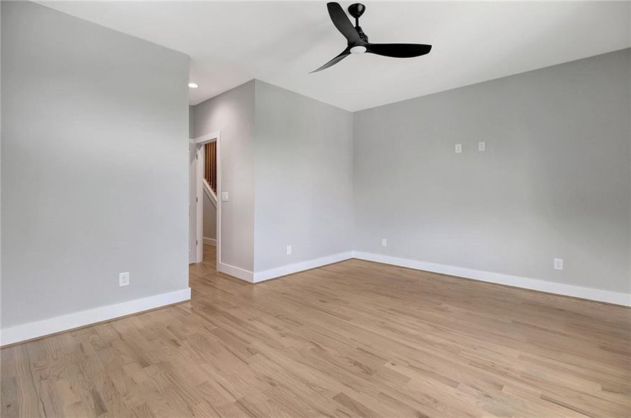 Spacious, unfurnished interior of a new home in , Atlanta (Image 24).