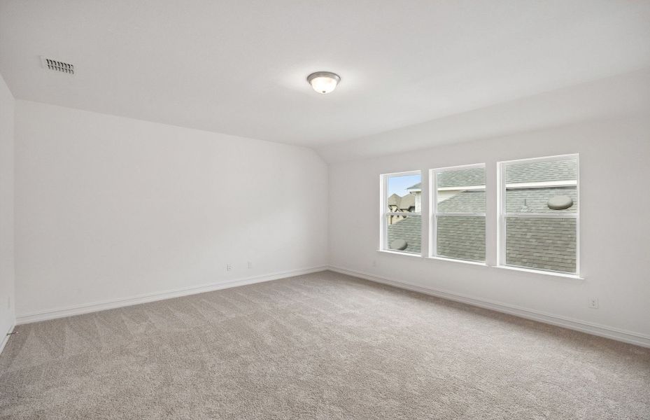 Spacious, unfurnished interior of a new home in Creekview Meadows, Pilot Point (Image 17). Spacious, unfurnished interior of a new home in Creekview Meadows, Pilot Point (Image 17).