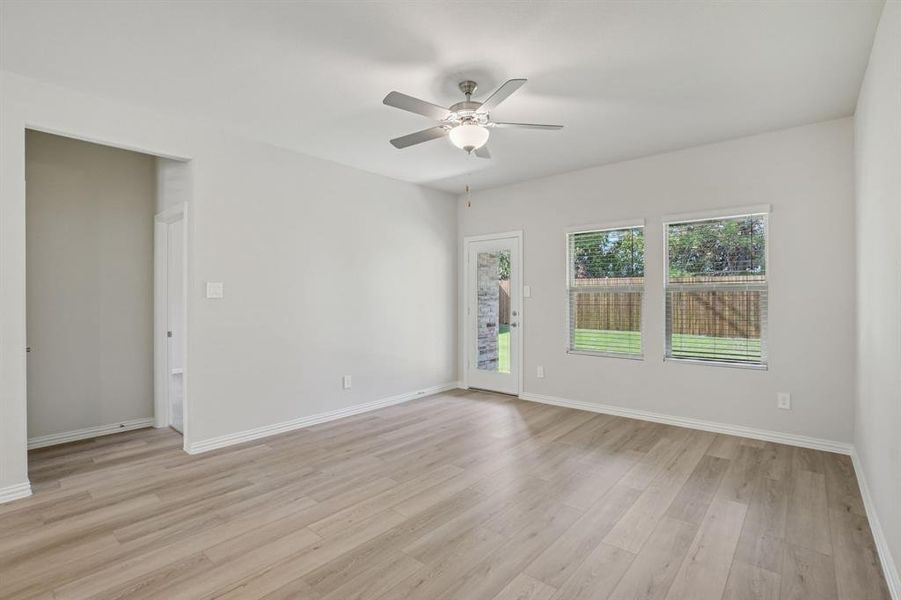 Photo is not of the actual home, but is an inspirational photo of builder’s model home and may depict options, furnishings, and/or decorator features that are not included.